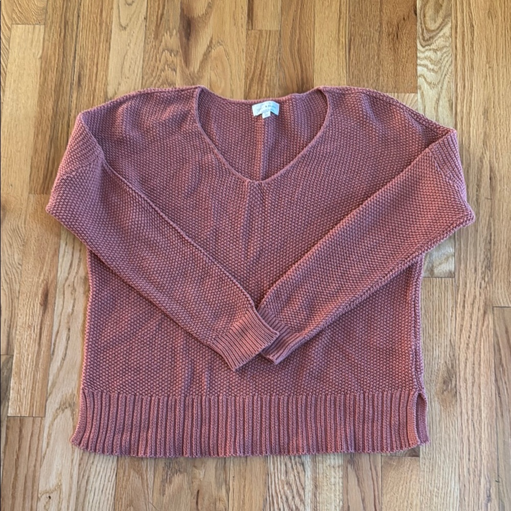 LUCKY BRAND V-Neck Sweater in Rust, Size Medium